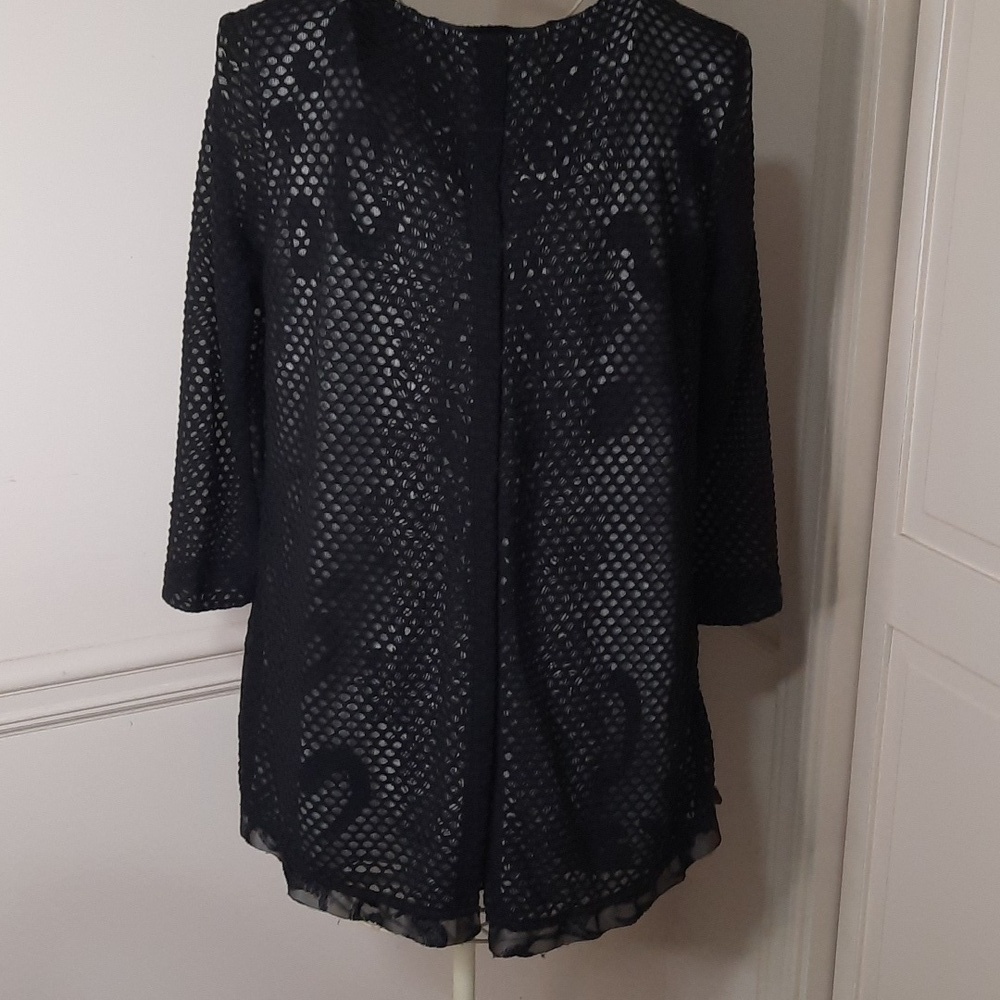 Funsport Black and Gray Lace Top - Picture 3 of 9